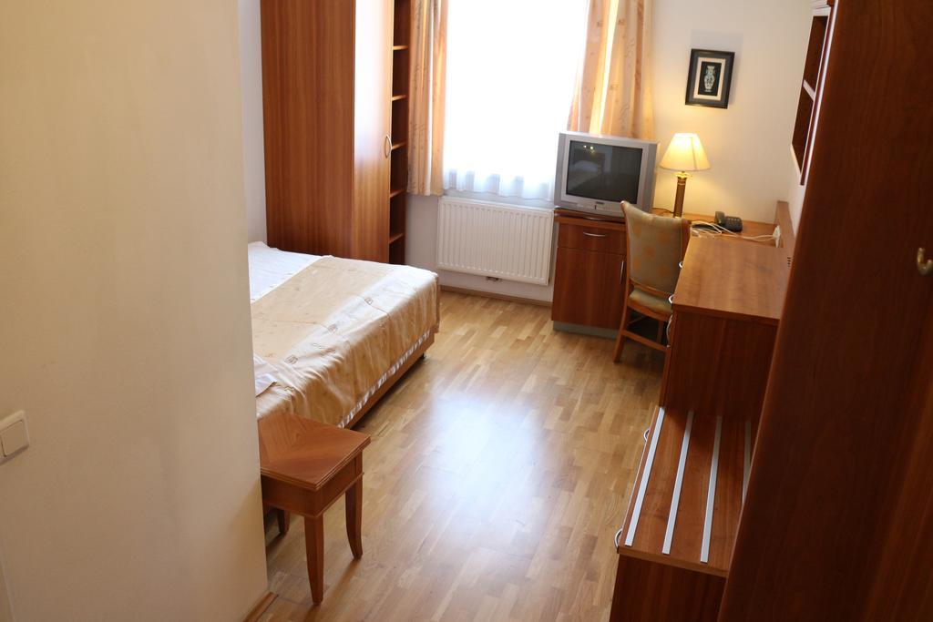 Hotel Wasserpalast - Breakfast For Free!!! Graz Rum bild